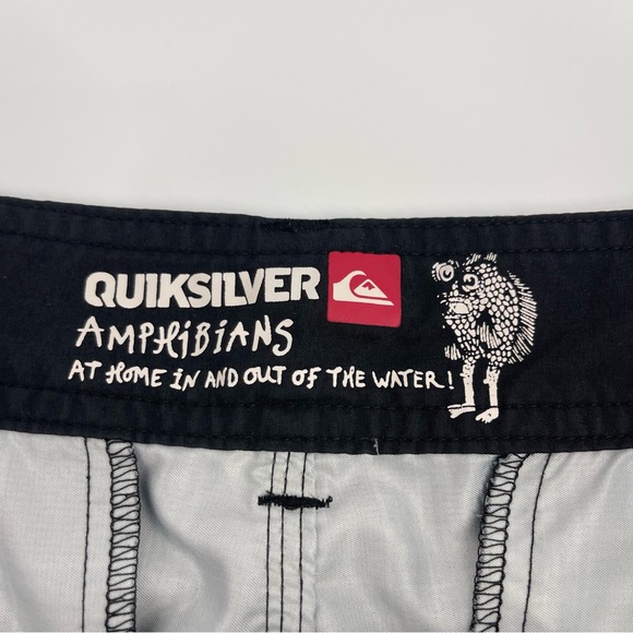 Quiksilver Amphibians Hybrid Men's 32 Gray Plaid Surfer Skater Y2K Swim Trunks - Picture 3 of 12